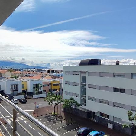 Atlantic West Town Apartment Понта Делгада Екстериор снимка