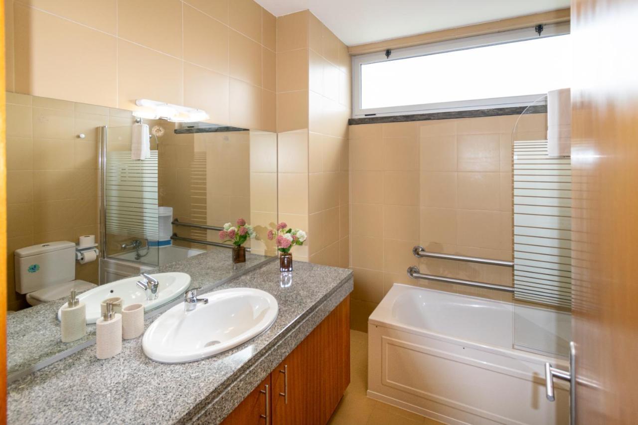 Atlantic West Town Apartment Понта Делгада Екстериор снимка